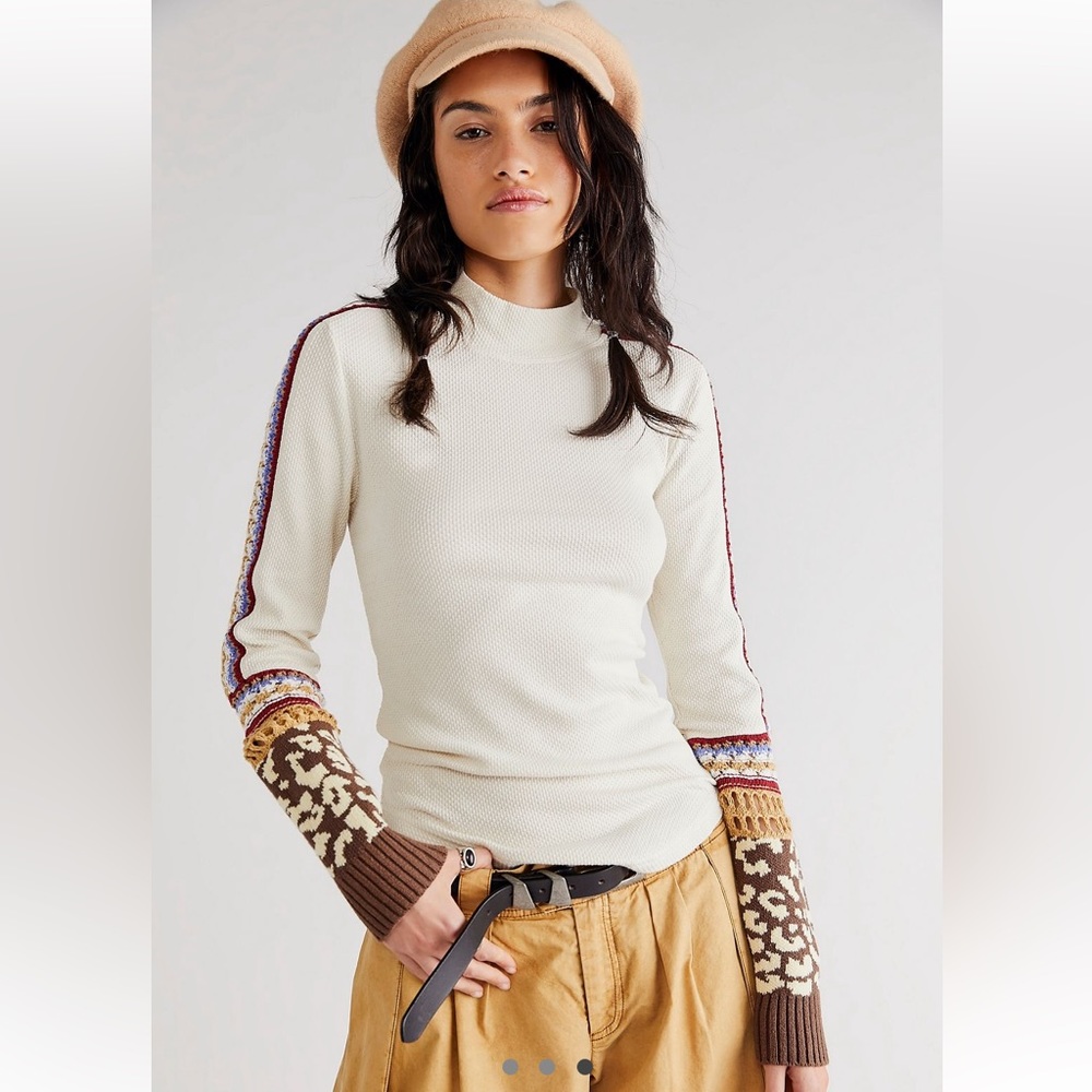 Free People Switch It Up Cuff Thermal XS in Taupe